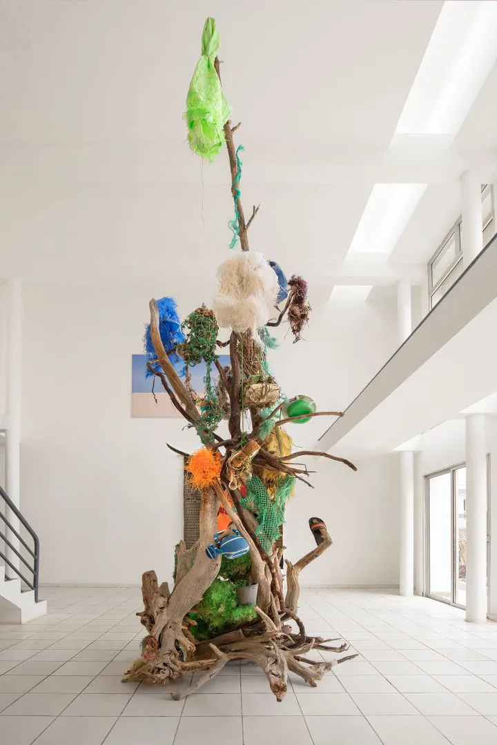 Escultura Khamekaye en Museo Boribana, Bienal de Dakar Paula Anta